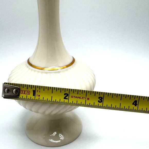 Lenox Savoy Collection Swirl Ribbed Bud Vase Cream & Gold Accents 7" Tall - Picture 2 of 4